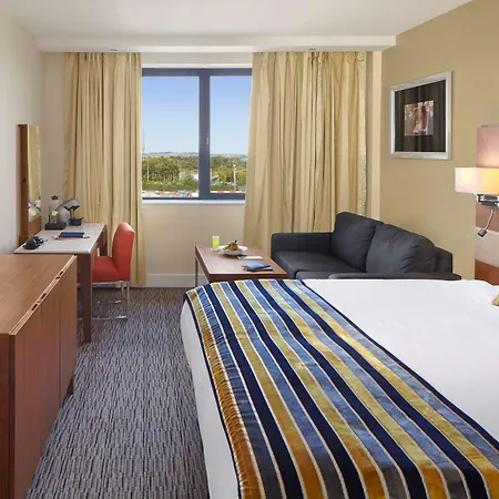Radisson Blu Dublin Airport Hotel Cloghran
