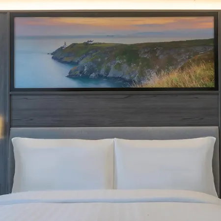 Radisson Blu Dublin Airport Hotel 4*