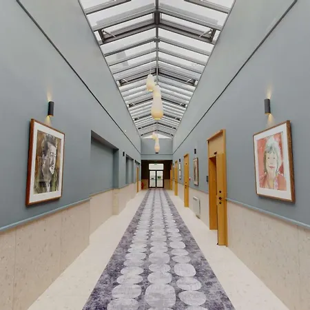 Radisson Blu Dublin Airport 4*