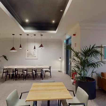 Radisson Blu Dublin Airport