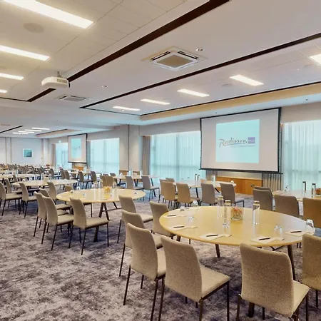 Radisson Blu Dublin Airport Hotel Cloghran