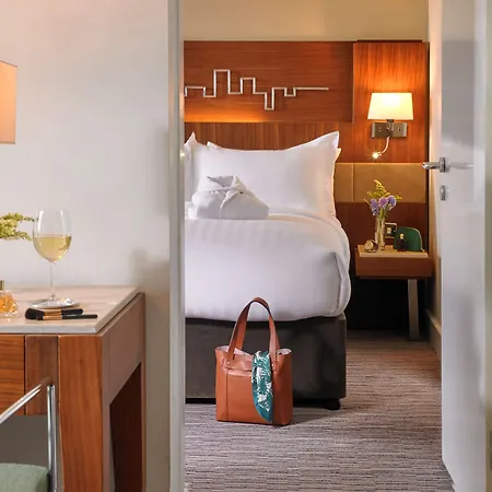 Radisson Blu Dublin Airport 4* 柯罗格伦