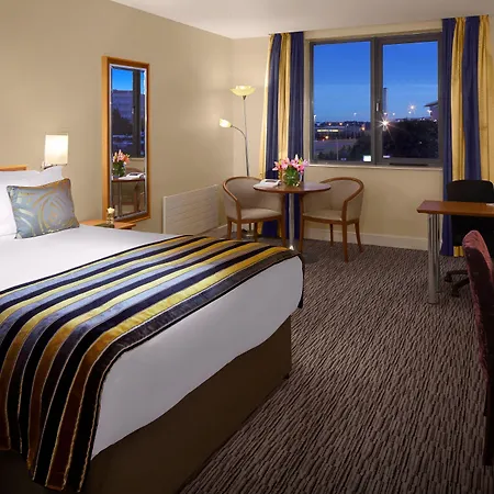 Radisson Blu Dublin Airport 4* 柯罗格伦