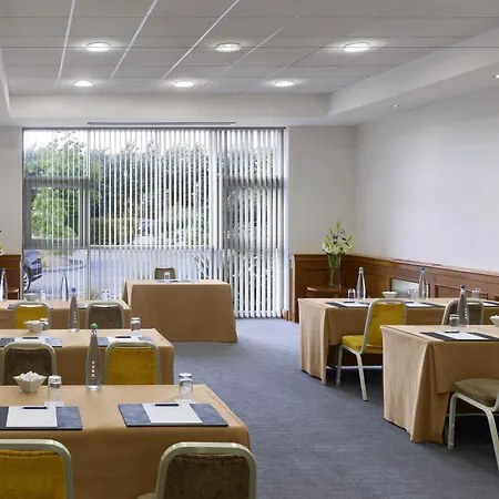 Clayton Dublin Airport Szálloda 4*