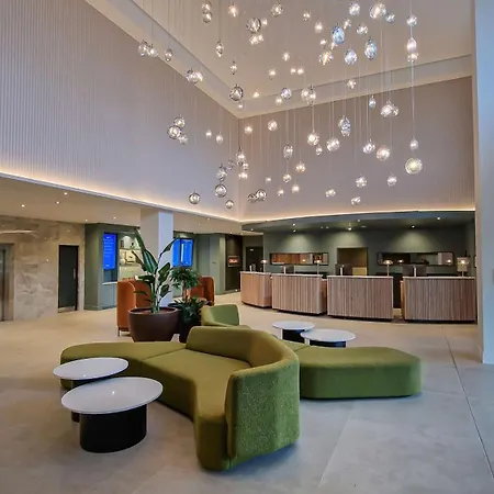 酒店 Radisson Blu Dublin Airport 4*