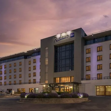 酒店 Radisson Blu Dublin Airport