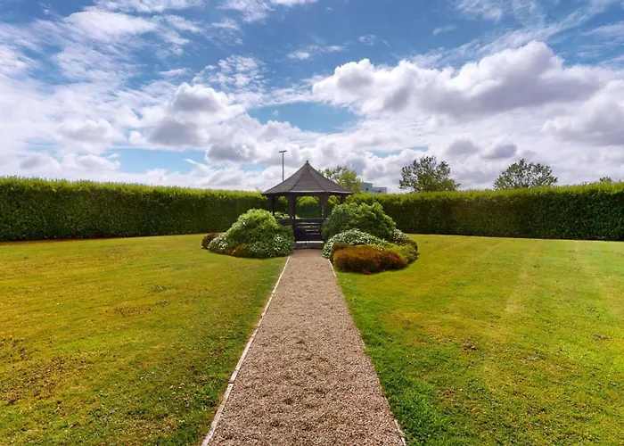 Hotel Clayton Dublin Airport 4*