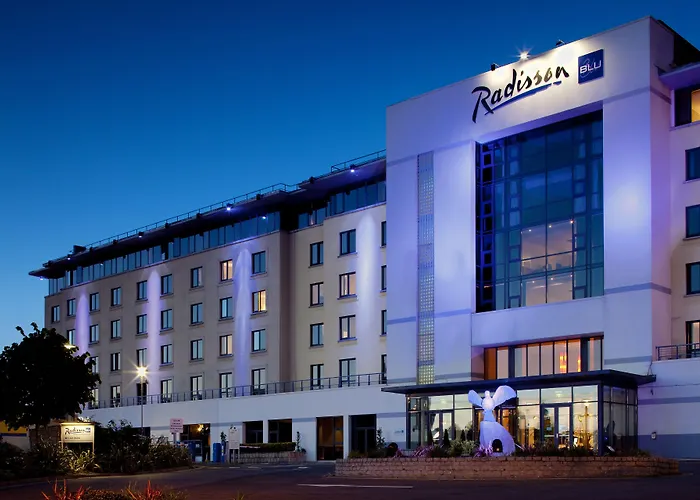 Hotel Clayton Dublin Airport 4*