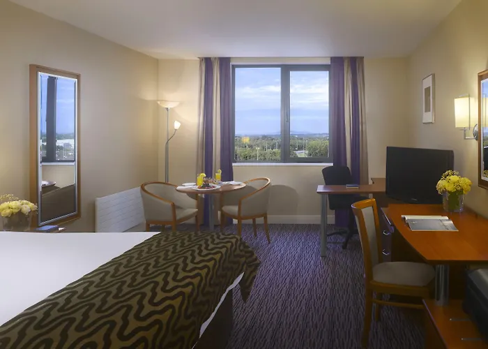 Отель Clayton Dublin Airport 4*