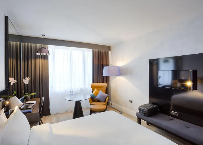 Clayton Dublin Airport Отель 4*