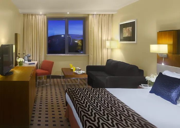 Clayton Dublin Airport 4*