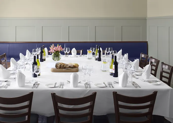 Hotel Clayton Dublin Airport 4*