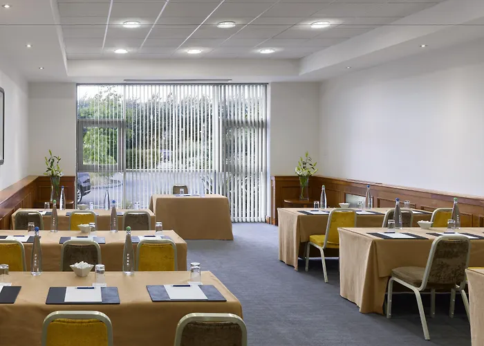 Clayton Dublin Airport Отель 4*